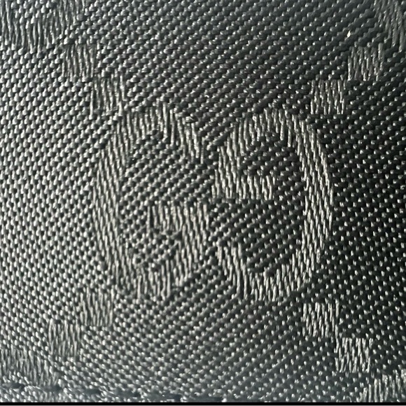 New 🔥Gucci Women’s Black Leather Belt with Silver Buckle 41” - Picture 6 of 7